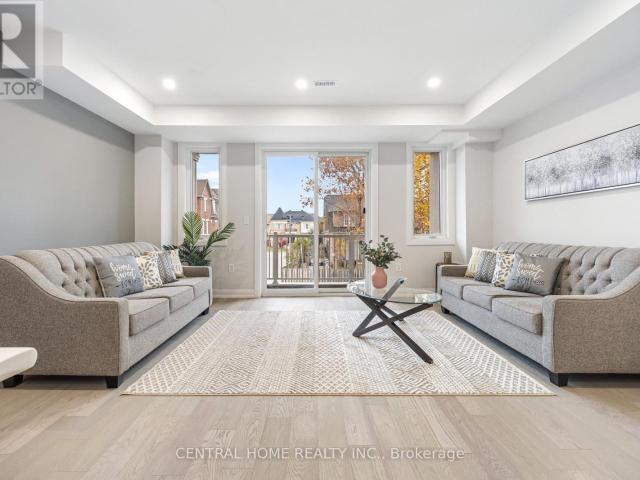 apartment at 2952 ELGIN MILLS ROAD, Markham, Ontario, L6C0E5