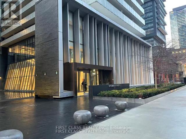 apartment at 2913 50 CHARLES STREET E, Toronto, Ontario, M4Y0C3