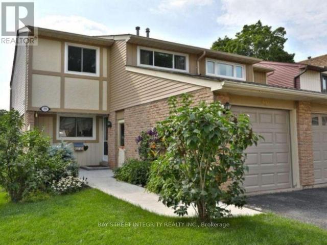 apartment at 29 1580 LANCASTER DRIVE, Oakville, Ontario, L6H2Z5