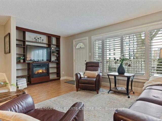 apartment at 29 15 GREEN VALLEY DRIVE, Kitchener, Ontario, N2P1K7