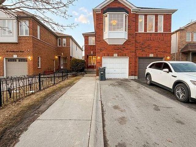 apartment at 29 NEEDLEWOOD AVENUE, Brampton, Ontario, L6R2N3