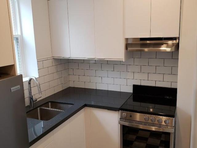 apartment at 2 673 WOODBINE AVENUE, Toronto, Ontario, M4E2J3