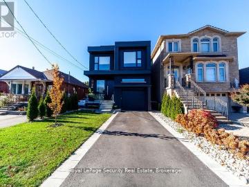 apartment at 2 70 CHAMBERLAIN AVENUE, Toronto, Ontario, M6E4K1