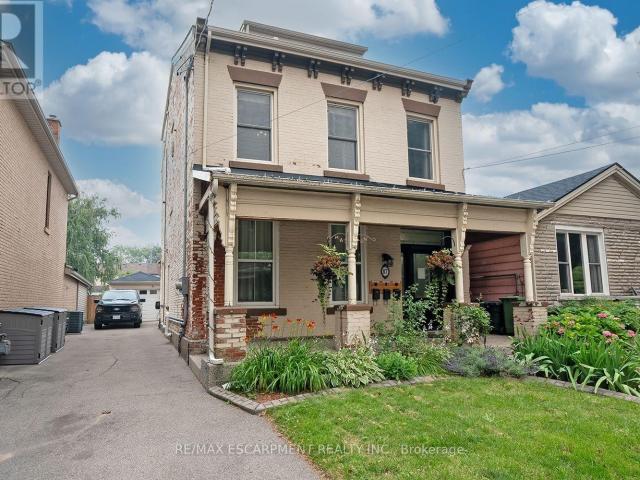 apartment at 2 87 COLBOURNE STREET, Hamilton, Ontario, L8R2G6