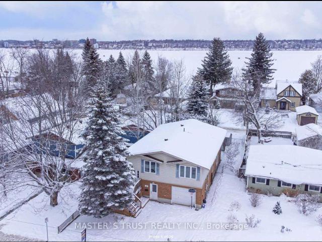 apartment at 2 22 BRENNAN AVENUE, Barrie, Ontario, L4N3X3