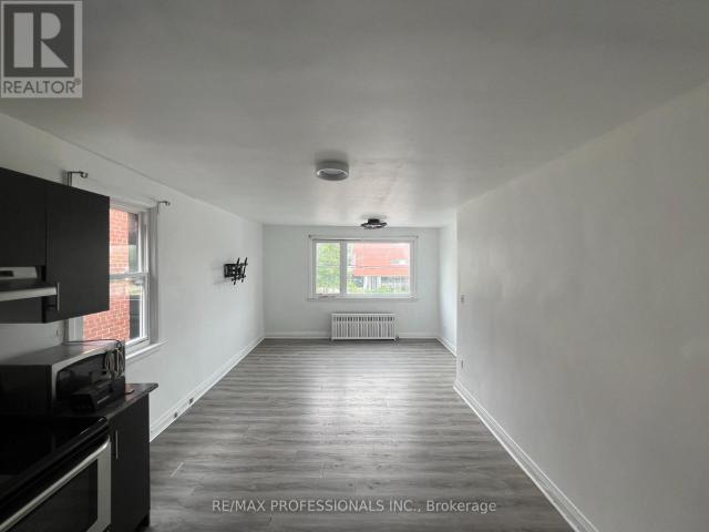 apartment at 2 3210 LAKE SHORE BOULEVARD W, Toronto, Ontario, M8V1L9