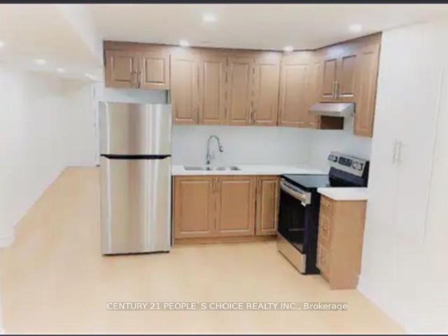 apartment at 2 3 ALDENHAM STREET, Brampton, Ontario, L6X5S2