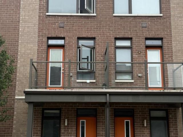 apartment at 2 LOCHLIN STREET, Vaughan, Ontario, L4L0M1