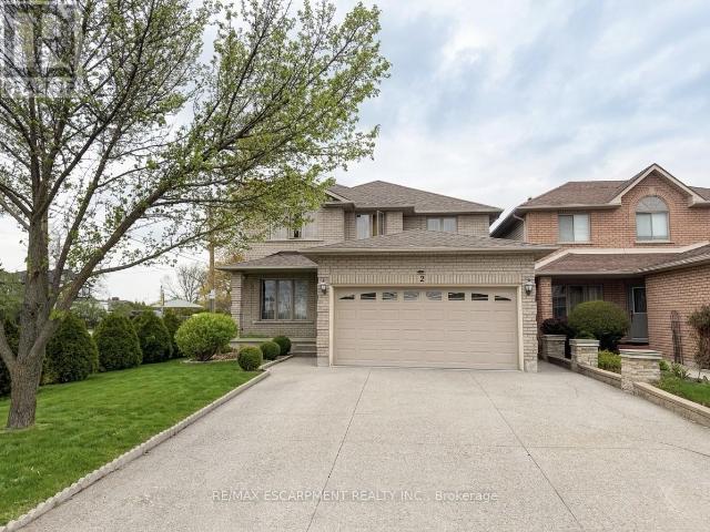 apartment at 2 PINERIDGE DRIVE