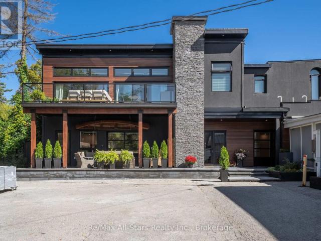 apartment at 2B – 61 COLBORNE STREET