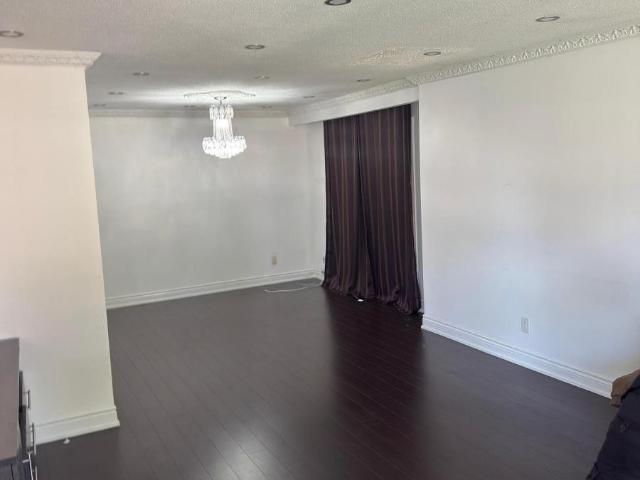 apartment at 3043 CORAL DRIVE, Mississauga, Ontario, L4T1Z2