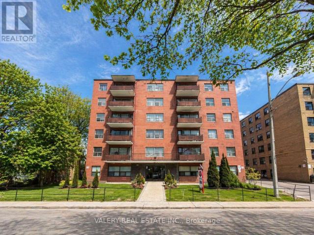 apartment at 304 – 11 GLENBURN AVENUE