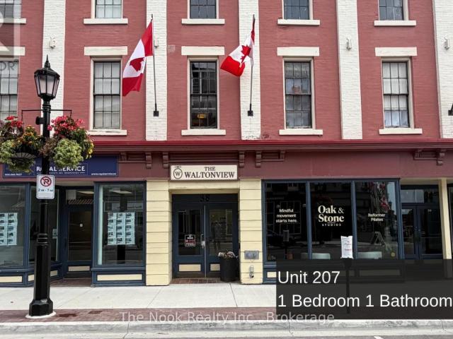 apartment at 304 – 38 WALTON STREET