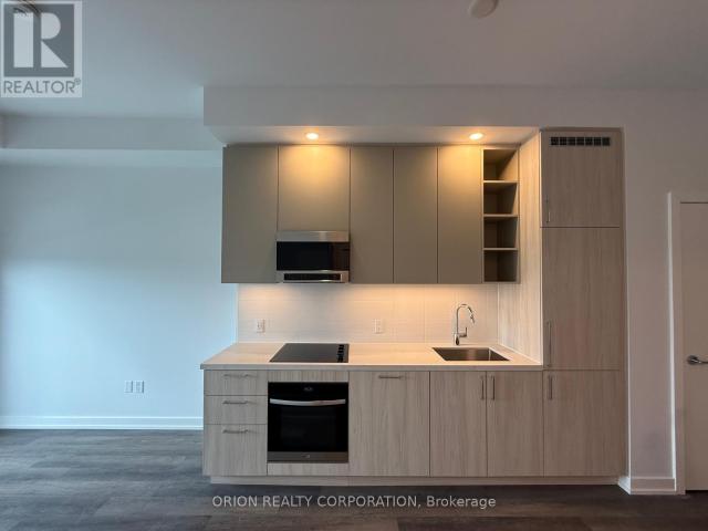 apartment at 305 21 MEADOWDALE ROAD, Vaughan, Ontario, L4K0H6