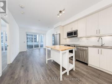 apartment at 305 95 ONEIDA CRESCENT, Richmond Hill, Ontario, L4B0H5