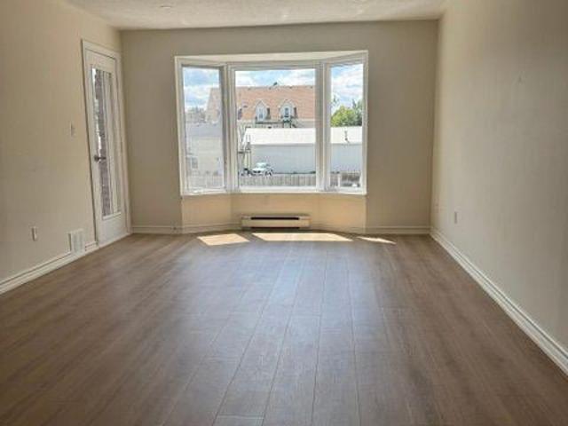 apartment at 306 108 WATER STREET, Scugog, Ontario, L9L1R2