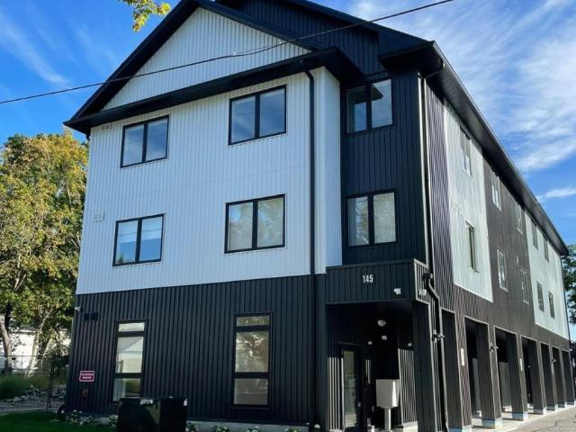 apartment at 302 145 CLAPPERTON STREET, Barrie, Ontario, L4M3G3