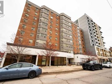 apartment at 302 – 55 YARMOUTH STREET