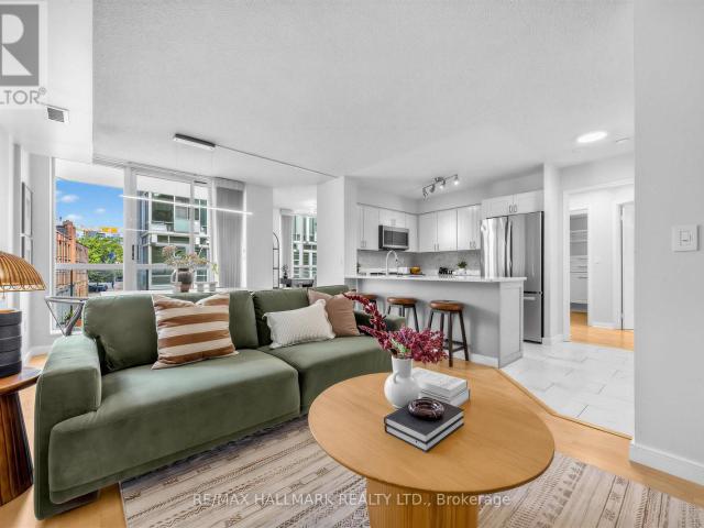 apartment at 303 311 RICHMOND STREET, Toronto, Ontario, M5A4S7
