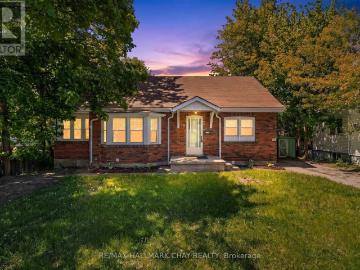 apartment at 30 PENETANG STREET, Barrie, Ontario, L4M1V6