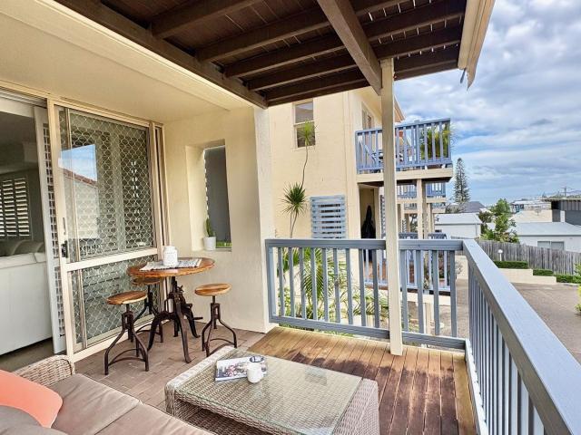 apartment at 3/14 Sobraon Street Sunrise Beach, QLD 4567