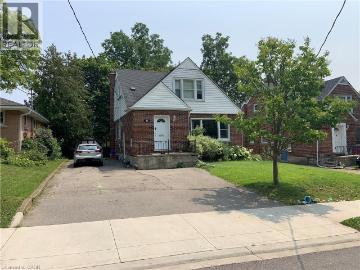 Apartment for rent in Galt, Ontario - Garden