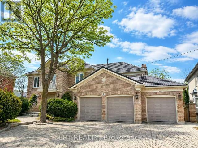 apartment at 31 GLENAYR ROAD, Richmond Hill, Ontario, L4B2G6