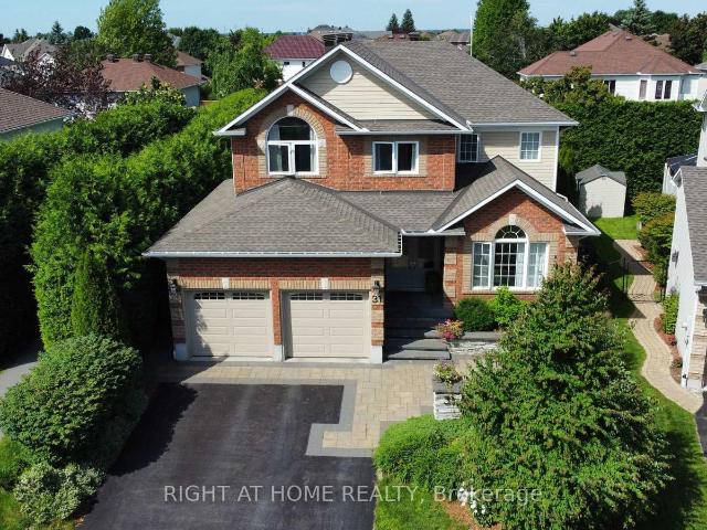 apartment at 31 FORILLON CRESCENT, Ottawa, Ontario, K2M2W7