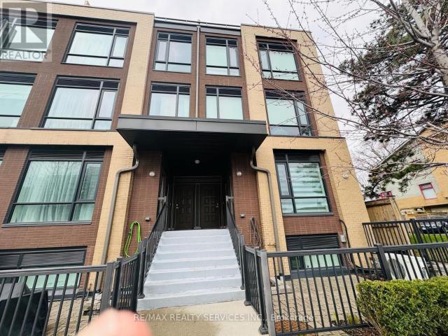 apartment at 321 – 639 LAWRENCE AVENUE W