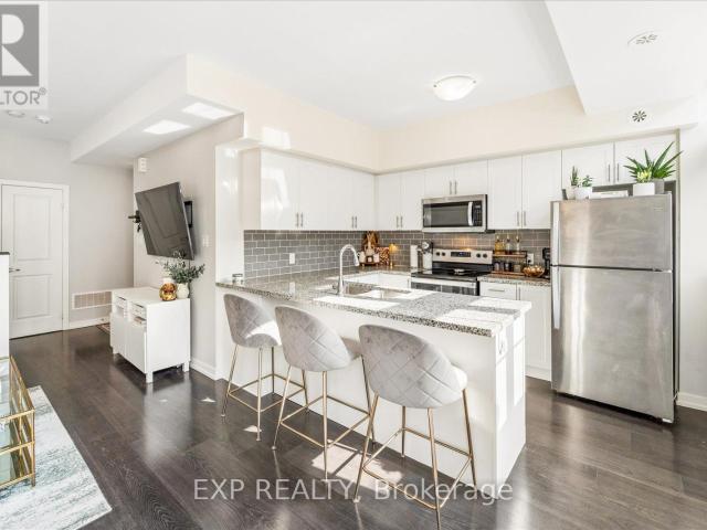 apartment at 322 15 WHITAKER WAY, Whitchurch Stouffville, Ontario, L4A0W5