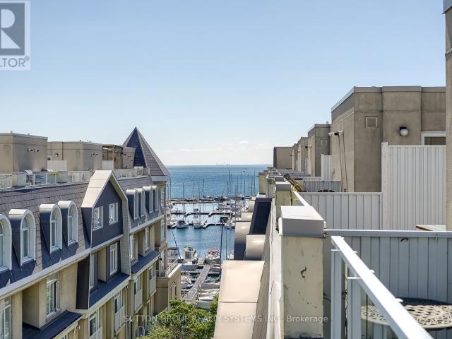 apartment at 323 32 STADIUM ROAD, Toronto, Ontario, M5V3P4