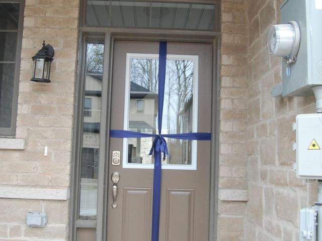 apartment at 32 – 1 TOM BROWN DRIVE