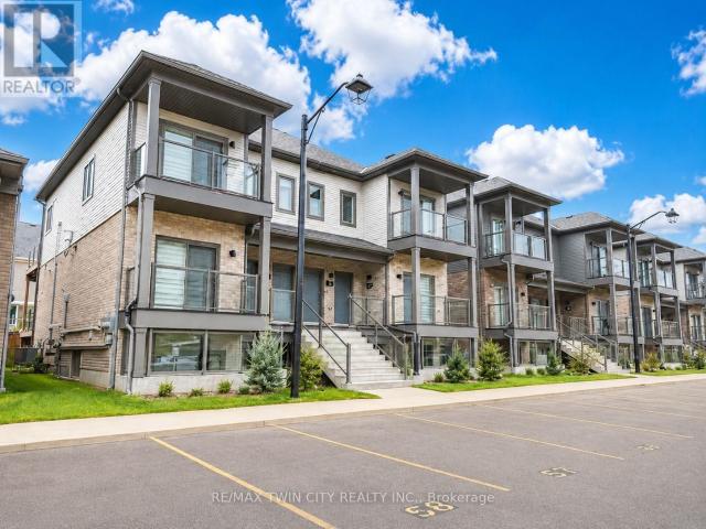 apartment at 32 – 205 WEST OAK LANE S