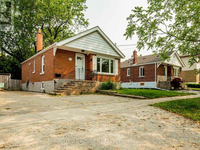 apartment at 32 FLORENS AVENUE, Toronto, Ontario, M1L1R6