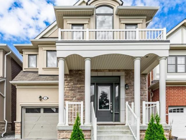 apartment at 32 WESTFIELD DRIVE E, Whitby, Ontario, L1P1Y5