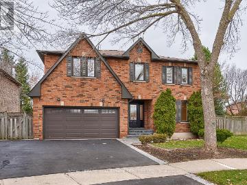 apartment at 333 CALLAGHAN CRESCENT, Oakville, Ontario, L6H5H7