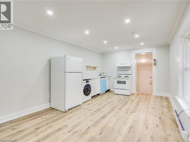 apartment at 33 ALBION Street Unit# Upper #2, Brantford, Ontario, N3T3L9
