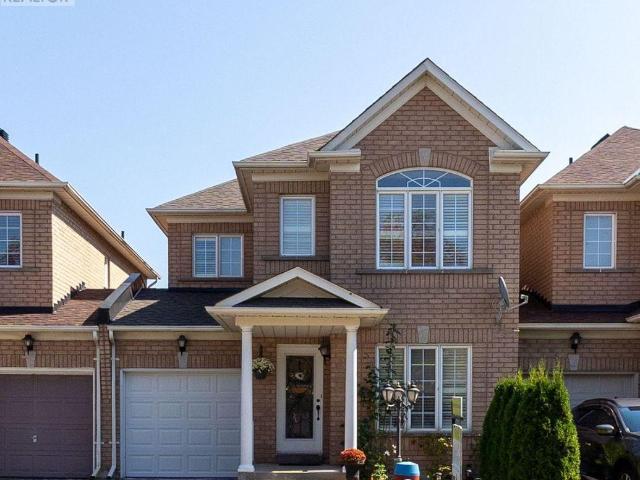 apartment at 33 WALKVIEW CRESCENT, Richmond Hill, Ontario, L4E4H5
