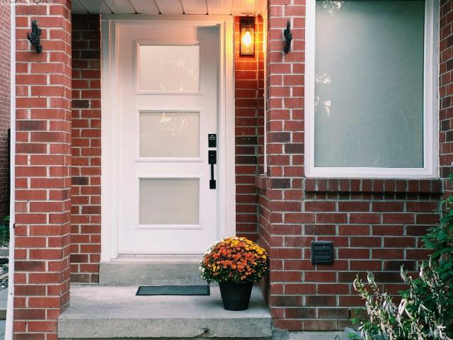 apartment at 33 TRESHER COURT, Ajax, Ontario, L1T2N3