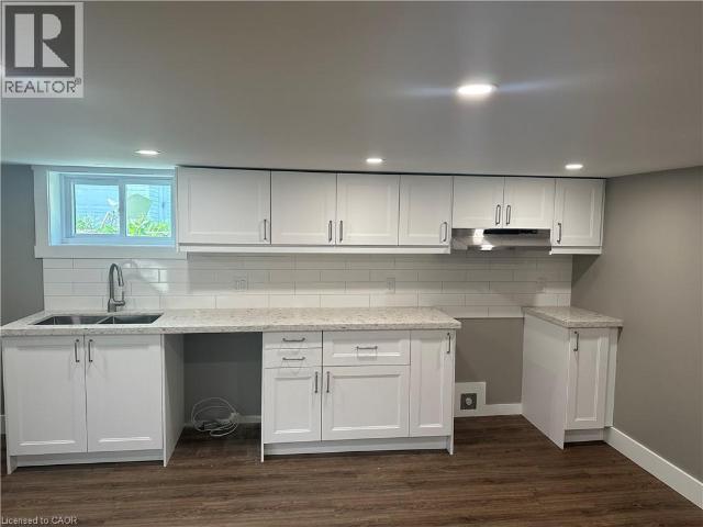 apartment at 342 ROSEDALE Avenue Unit# 2