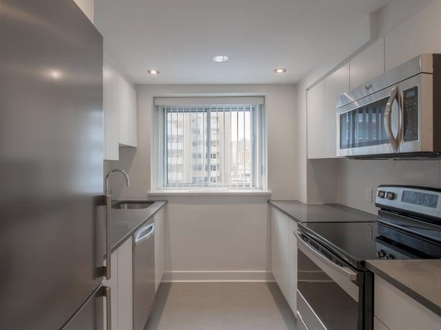 apartment at 3435 Rue Drummond Downtown McGill Montreal H3G 1X8