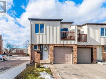 Guildwood, Toronto, Ontario - Office room