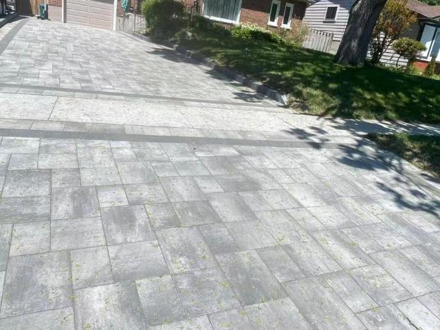 apartment at 34 GRASSMERE COURT, Oshawa, Ontario, L1H3X4
