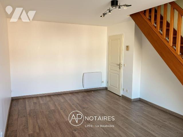 Apartment at 35 Bouëxière, LA BOUEXIERE, 35340, France