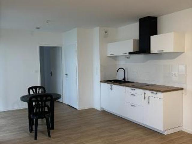 Apartment at 35 Bouëxière, LA BOUEXIERE, 35340, France