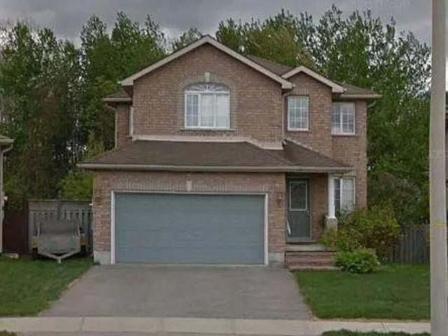 apartment at 35 MCKENZIE CRESCENT