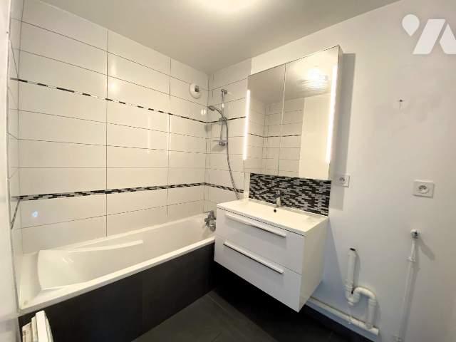 Apartment at 35 Saint Erblon, ST ERBLON, 35230, France