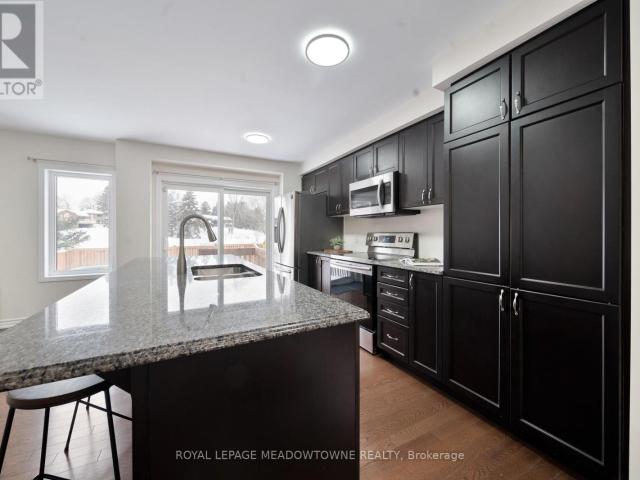 apartment at 364 EQUESTRIAN WAY, Cambridge, Ontario, N3E0B9