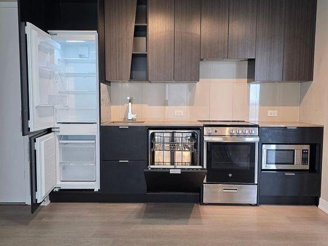 apartment at 3601 – 3883 QUARTZ ROAD