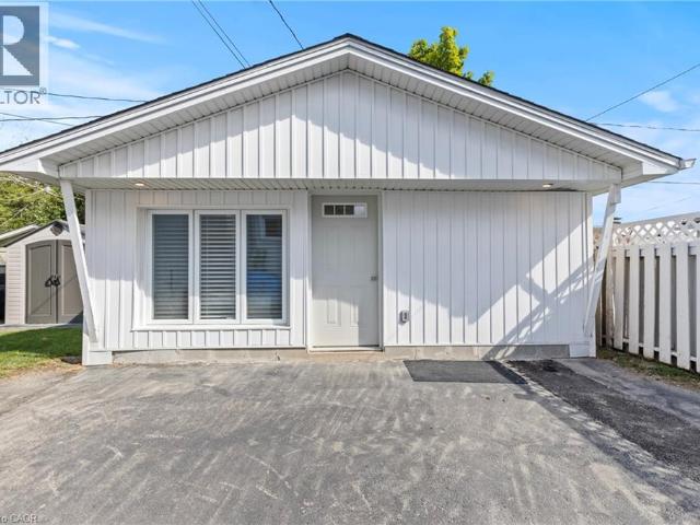 apartment at 362 GATFIELD Avenue Unit# 2